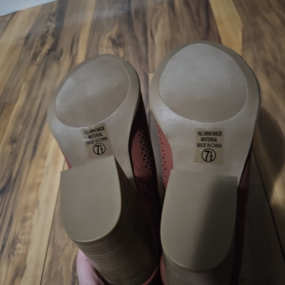 Soda Caster Ankle Boots Chunky Heel Faux Leather Open Toe 7.5 - Picture 5 of 7